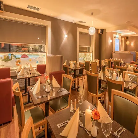 Clew Bay 3* Westport