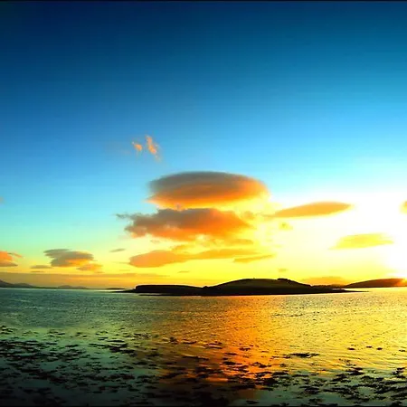 Отель Clew Bay 3*
