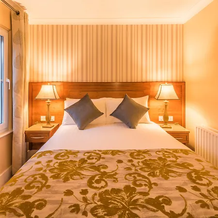 Clew Bay 3* Westport