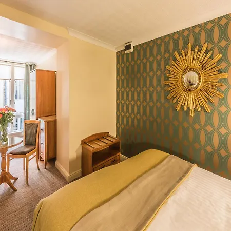 Szálloda Clew Bay 3*