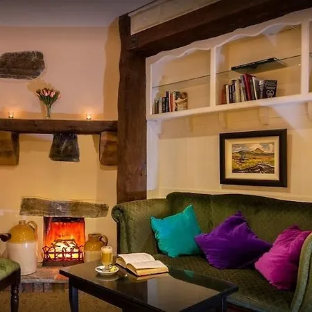Clew Bay Hotel