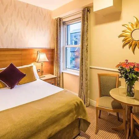 Clew Bay Hotel 3*