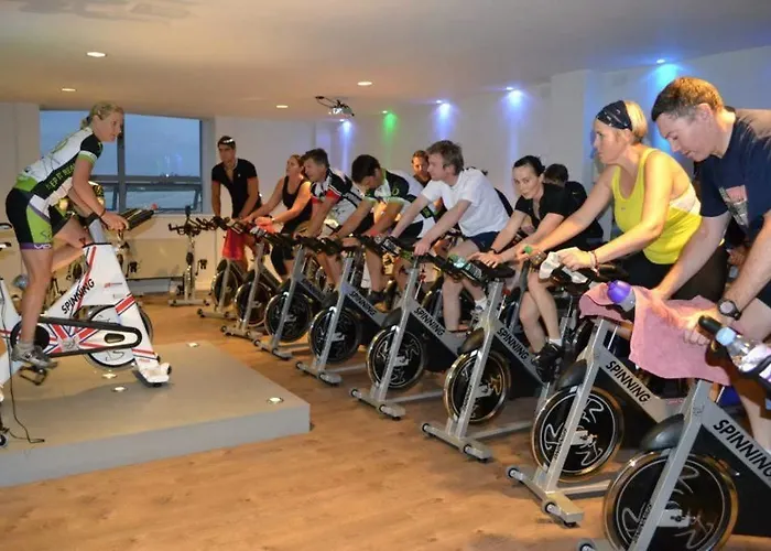 Отель Clew Bay 3*